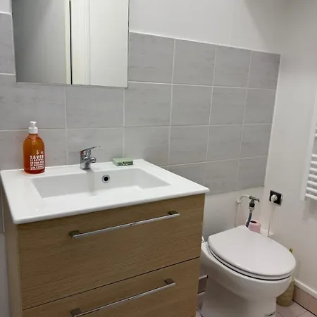 Appartamento Centre Cozy Relaxing With Double & Sofa Bed *